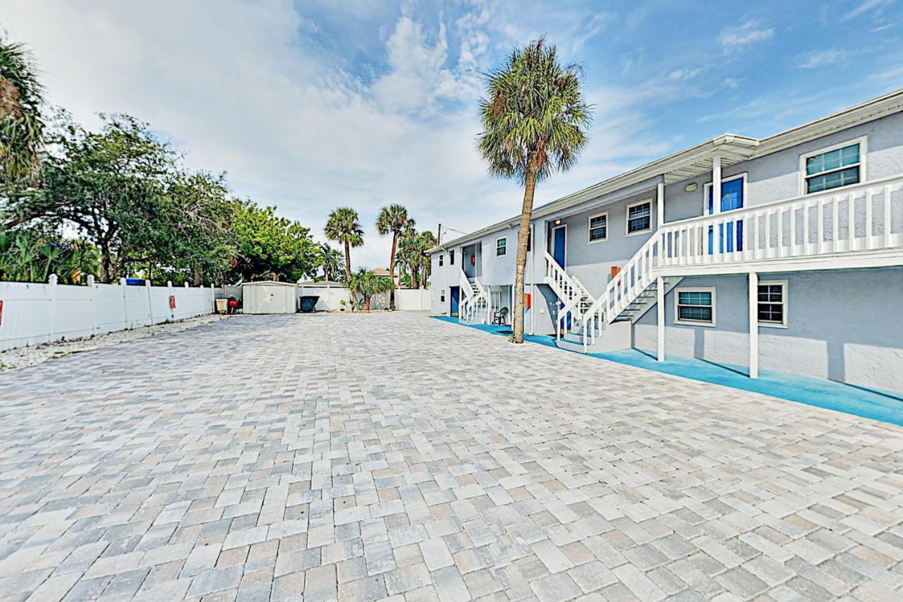 The Palm Condos St. Pete Beach Dış mekan fotoğraf